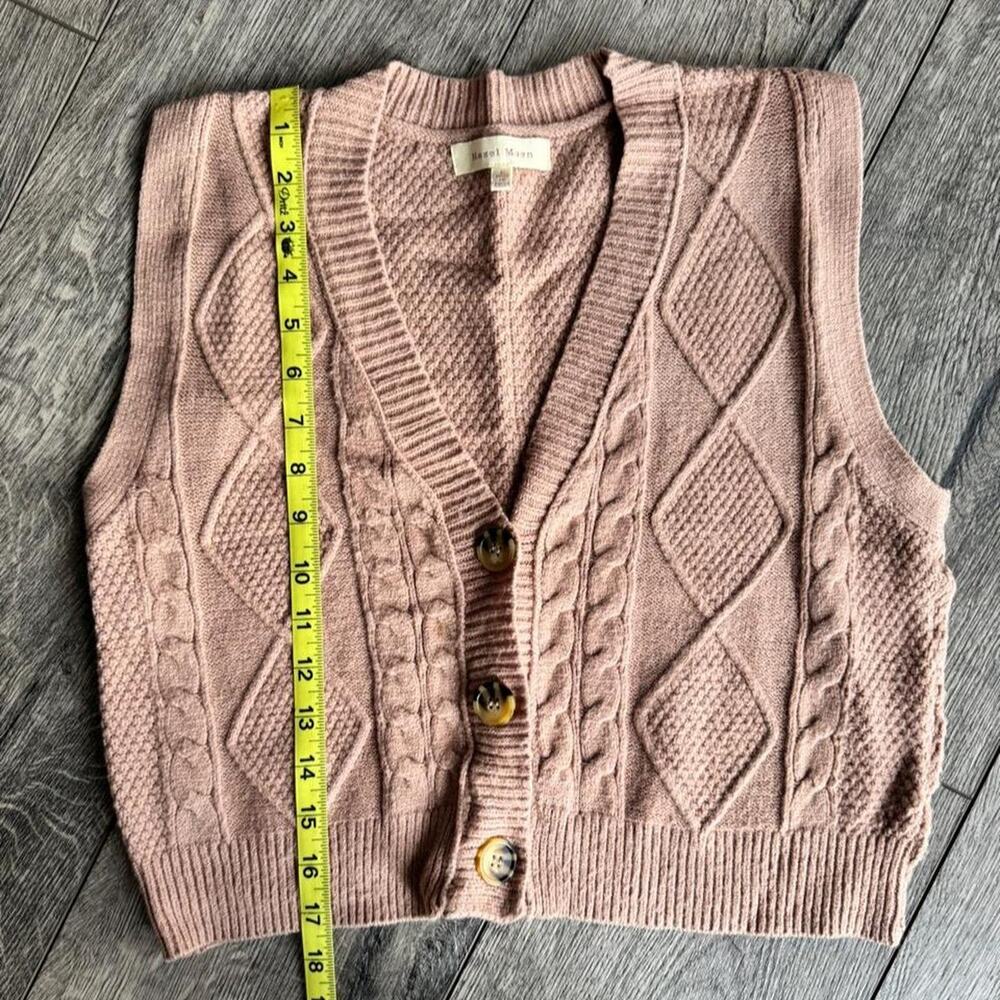 Pink cropped sweater vest